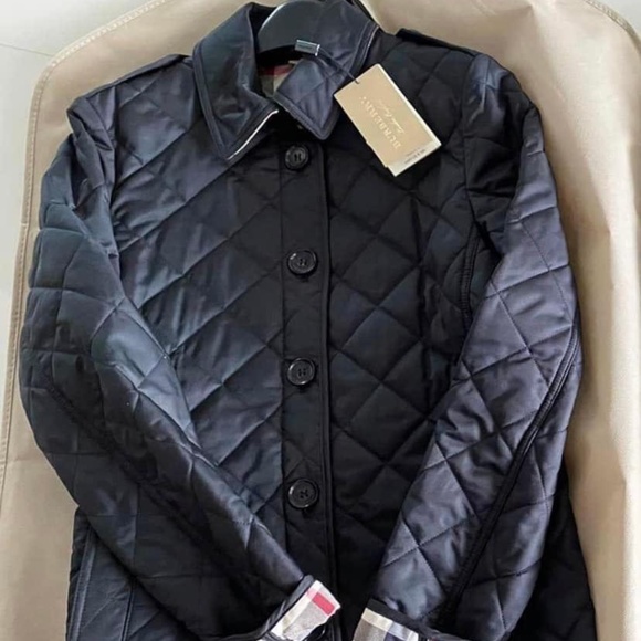 Burberry jacket - Picture 1 of 9